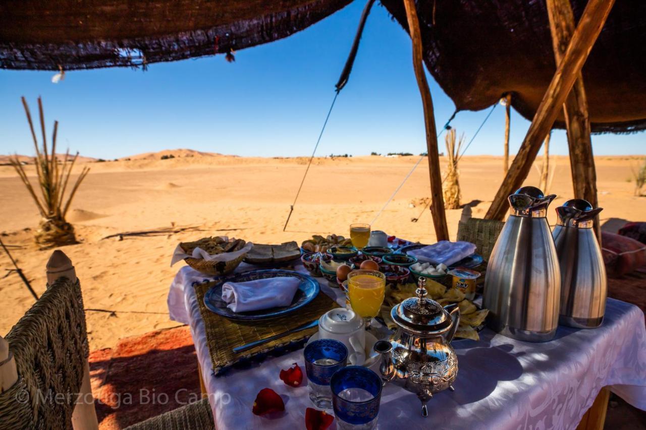 ホテル Merzouga Bio Camp エクステリア 写真